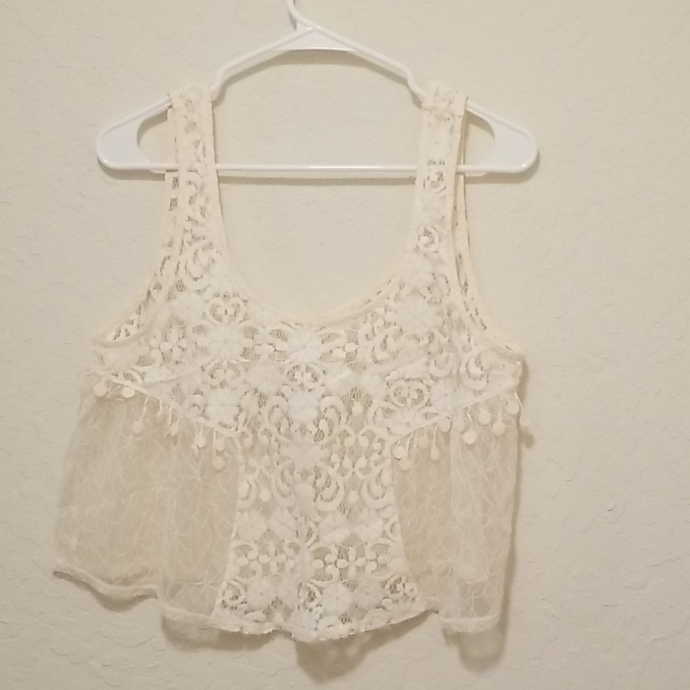 See through lace croptop